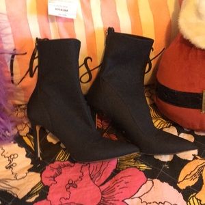Jewel badgley mischka zipper sock boots